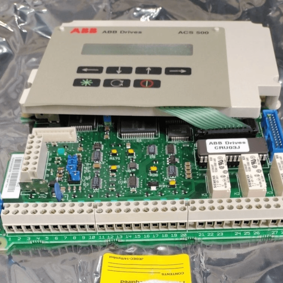ABB SNAT7640 3BSE003195R1 ACS 500 Control Board