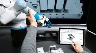 Synchronized Motion for Servos and Coordinated Axes in Rockwell PLCs