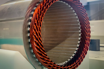 Rectangular hairpin conductors installed in an electric motor stator