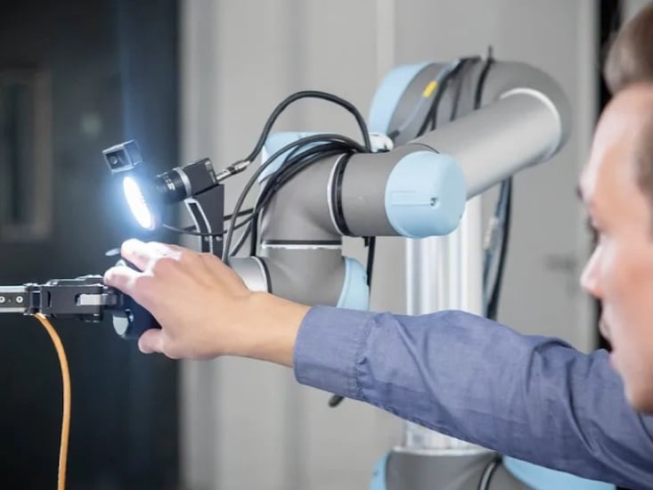 Universal Robots Launches UR AI Trainer for AI-Based Robot Training