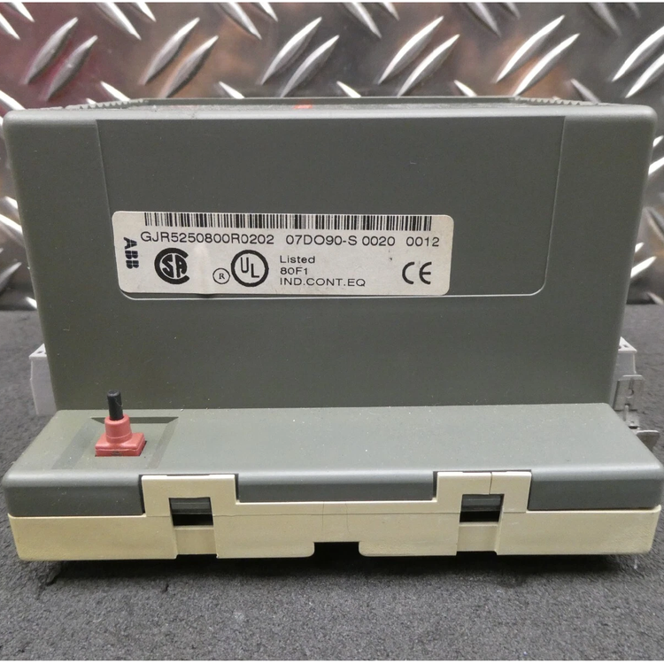 ABB 07 DO 90-S GJR5 2508 00 R202 AC31-S Safety Binary Output Module