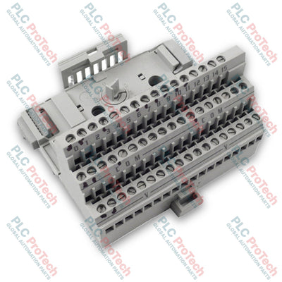 وحدة قاعدة أطراف FLEX I/O ‏1794-TB3 من Allen-Bradley