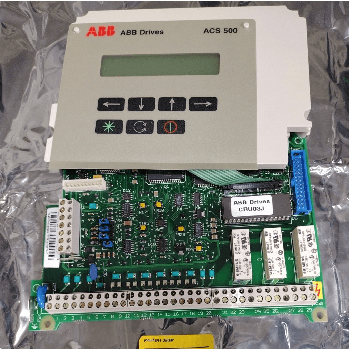 ABB SNAT7640 3BSE003195R1 ACS 500 Control Board